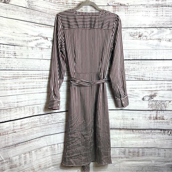 Court & Rowe Dress womens size 10 Satin fine strip button up belted Modest - Picture 4 of 8